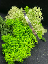 Load image into Gallery viewer, Flat Wire Cuff Bracelet